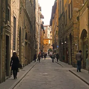 https://borgo-san-jacopo-flats.it-tuscanyhotel.com