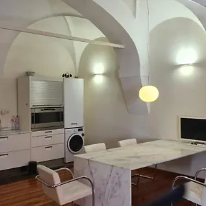 https://loft-suite-in-the-historic-center.emilia-romagnahotels.net